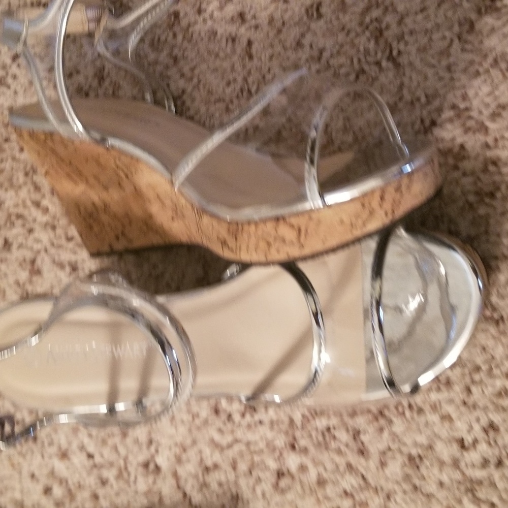Sandals - Picture 2 of 2